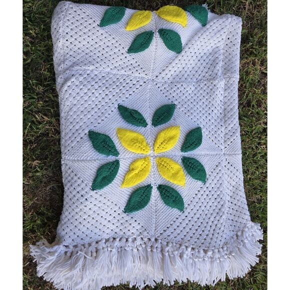 Handmade 3D Knit Crocheted Blanket White W Yellow Flowers Green Leaves 56 X 80 - Picture 1 of 12